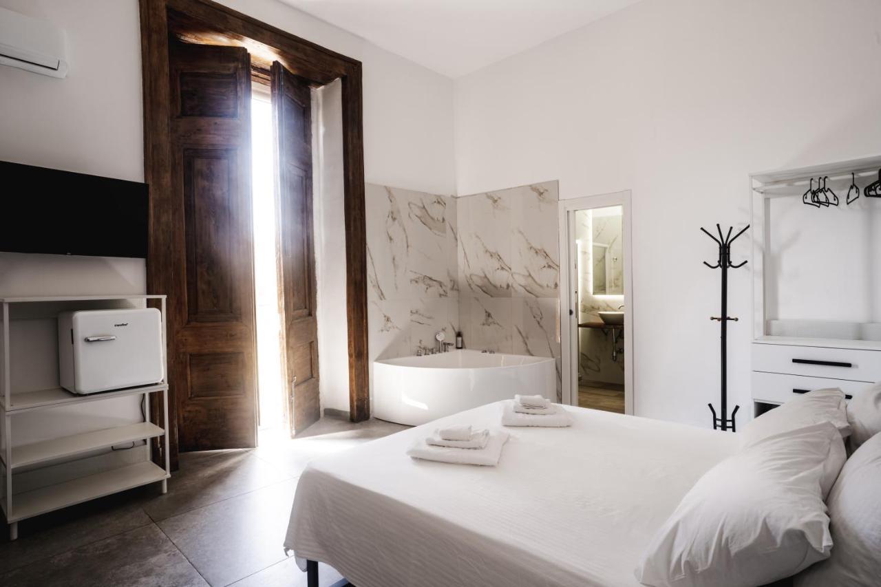 La Bella Vita Luxury Apartament And Travel Solution Naples Luaran gambar