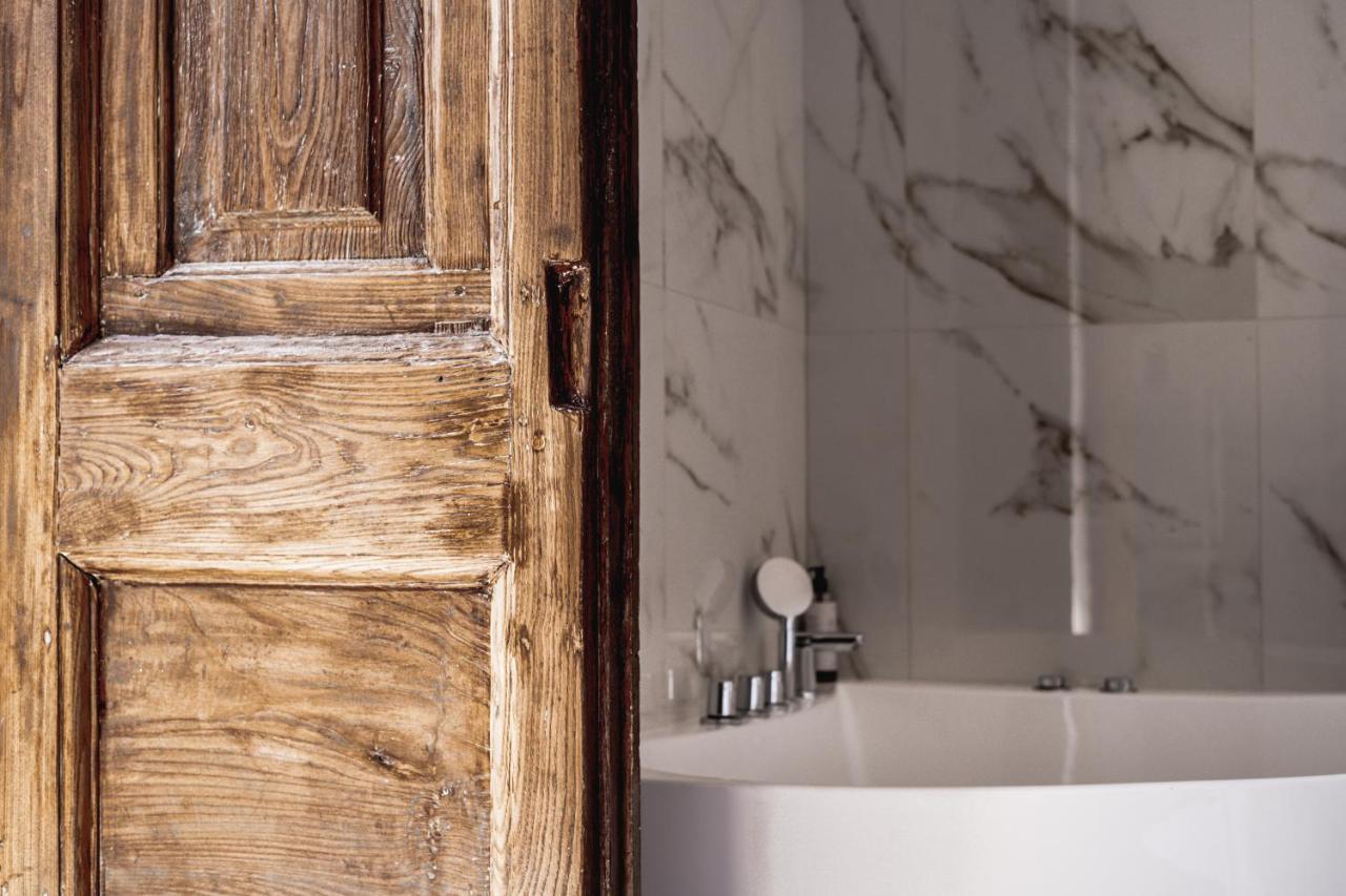 La Bella Vita Luxury Apartament And Travel Solution Naples Luaran gambar
