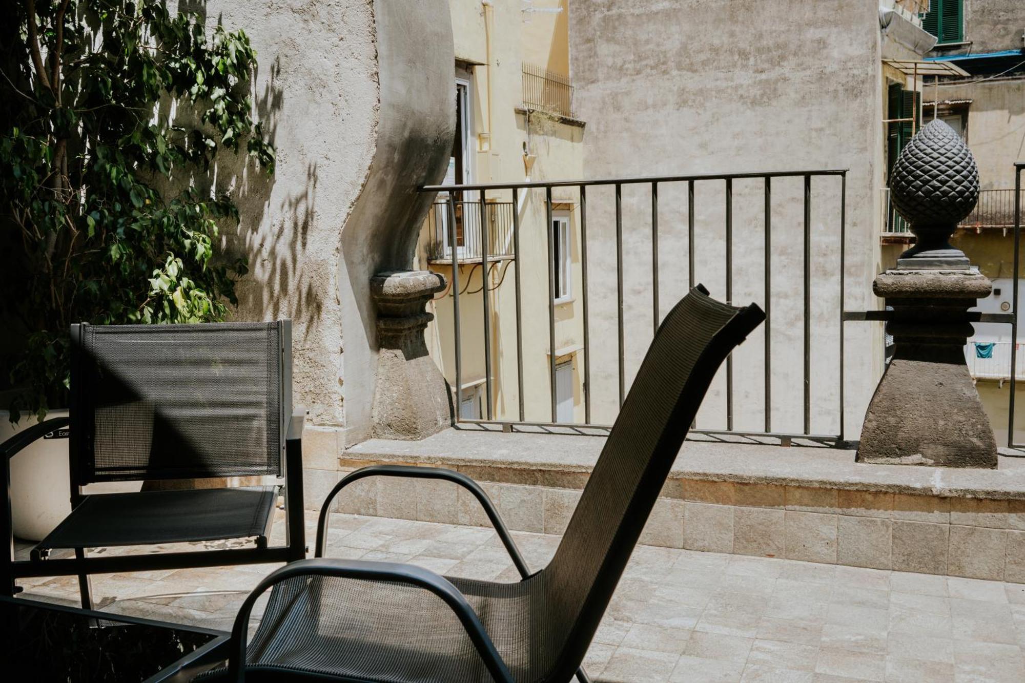 La Bella Vita Luxury Apartament And Travel Solution Naples Luaran gambar