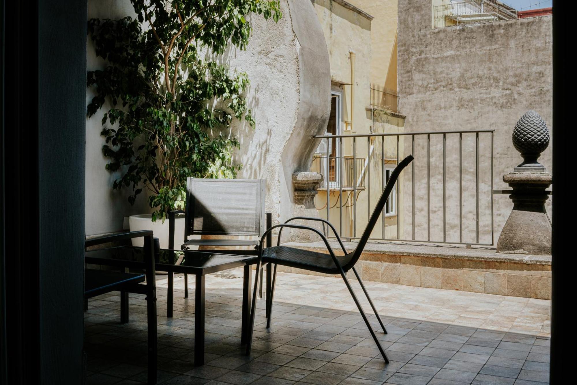 La Bella Vita Luxury Apartament And Travel Solution Naples Luaran gambar